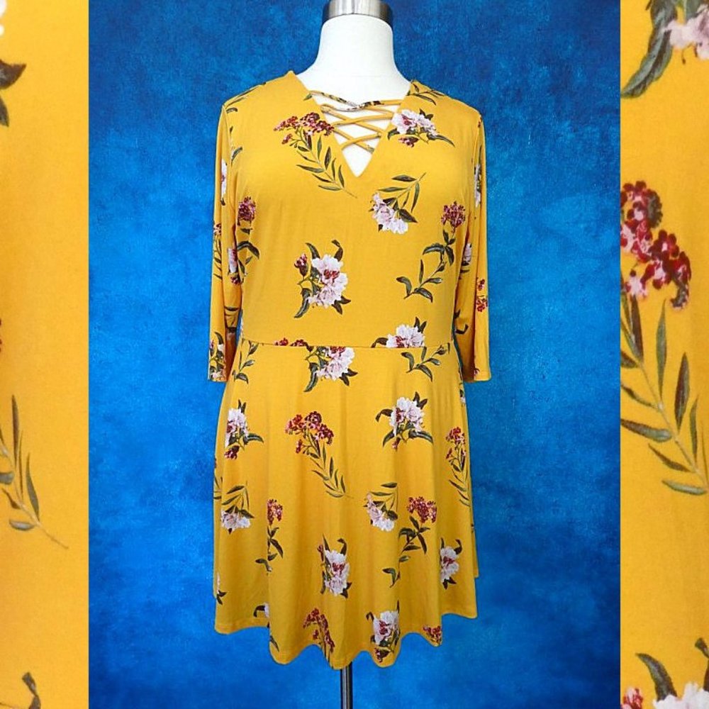 NWT Rue Yellow Floral Dress Size 3X